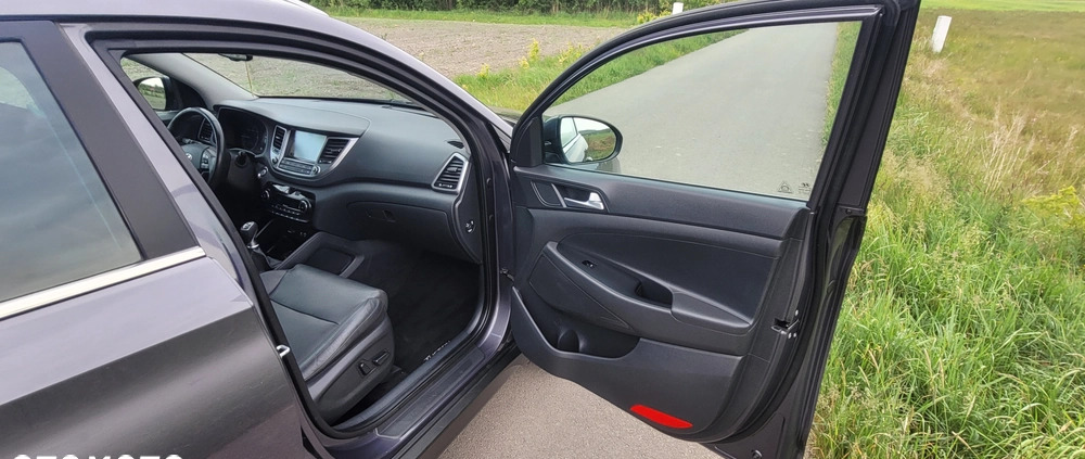 Hyundai Tucson cena 62700 przebieg: 178880, rok produkcji 2015 z Kłecko małe 407